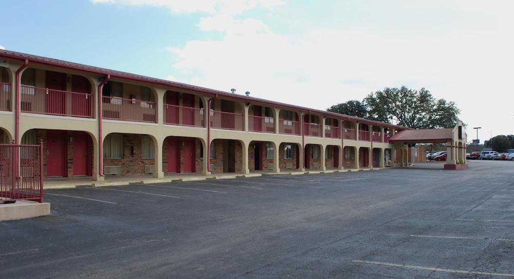 Econo Lodge San Marcos University Area Ngoại thất bức ảnh